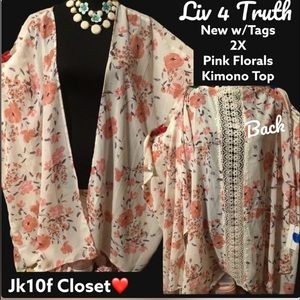 🌸NWT 2X Live 4 Truth FLORALS & LACE KIMONO TOP